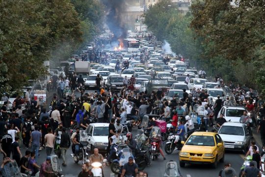 Έτοιμη να επιβάλει νέες κυρώσεις στο Ιράν η Ευρωπαϊκή Ένωση