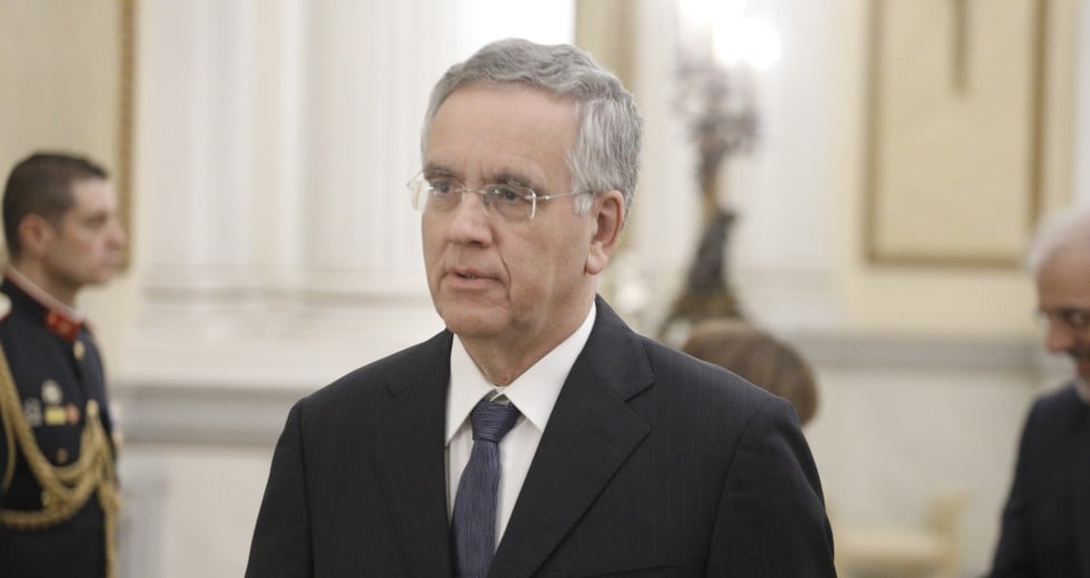 «Μπλόκο» Ντογιάκου στην ΑΔΑΕ για την ενημέρωση όσων παρακολουθούνται