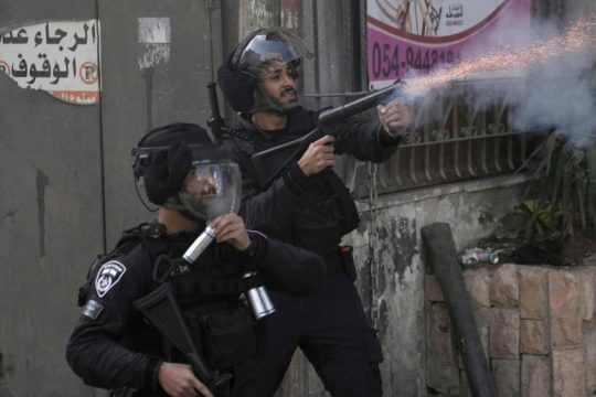 Ισραηλινοί σκότωσαν 18χρονο Παλαιστίνιο στη Δυτική Όχθη