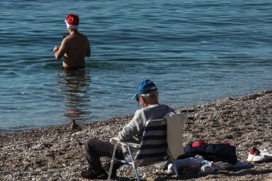 Με «20άρια» αποχαιρέτισε το 2022 η Κρήτη – Υψηλές θερμοκρασίες και στη Δ. Ελλάδα
