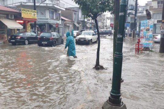 Καταστροφές και πλημμύρες στη Μακεδονία από το πέρασμα της κακοκαιρίας