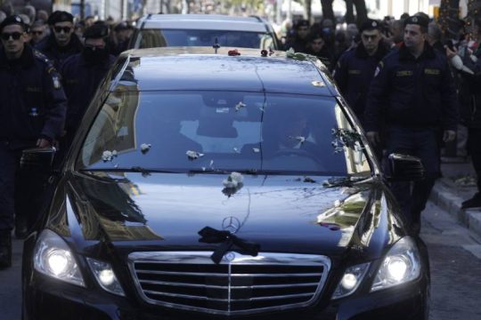 Ο κυβερνητικός εκπρόσωπος δεν απάντησε για το κόστος της κηδείας του τέως