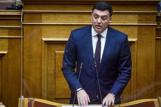 Φύλαξη «Ναυαγίου»: Το υπουργείο Τουρισμού και η Μέρα της Μαρμότας