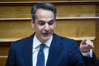 Αντιπολίτευση στην αντιπολίτευση