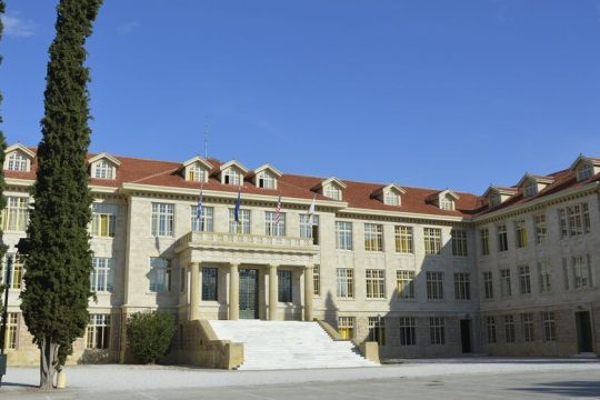 Λήξη συναγερμού μετά την εισβολή οπλισμένων ατόμων στο Κολλέγιο Αθηνών