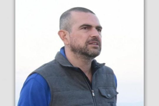 Μόλις στα 48 του χρόνια πέθανε ο δημοσιογράφος Φώτης Κοντόπουλος