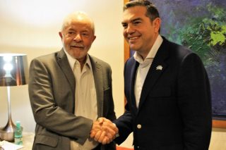 Καλό ποδαρικό Τσίπρα τη νέα χρονιά