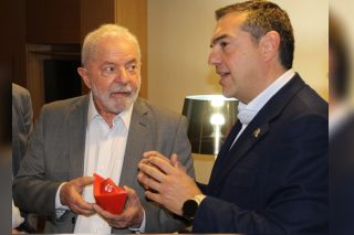 Συντροφικό τετ-α-τετ Τσίπρα-Λούλα πριν την ορκωμοσία