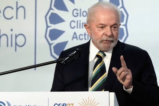 Λούλα: Υποστηρικτές του Μπολσονάρο μέσα στο προεδρικό επέτρεψαν την εξέγερση