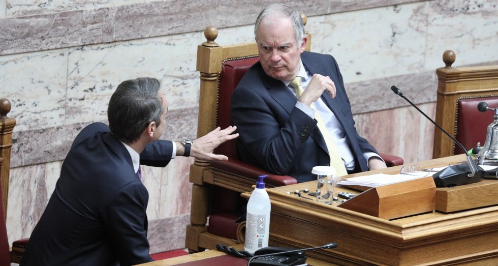 «Κομμένη και ραμμένη» στο ταξίδι του πρωθυπουργού η συζήτηση στη Βουλή