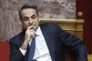 Δεν ξεμπέρδεψε με τις υποκλοπές