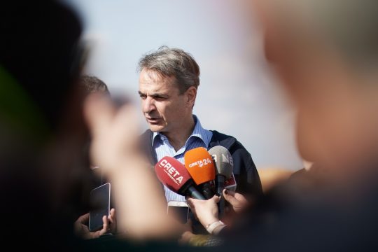 Οι ανεπιθύμητες ερωτήσεις της προεκλογικής περιόδου