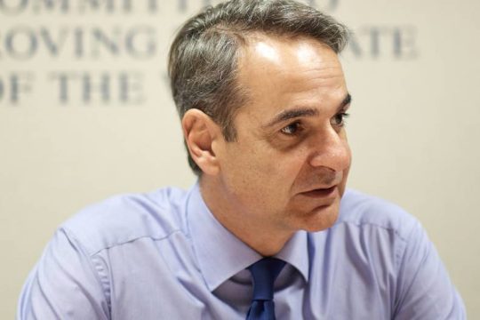 «Καλύτεροι μισθοί και δουλειές» την… επόμενη τετραετία 