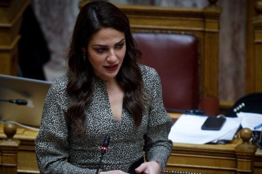 Παραίτηση Μιχαηλίδου ζητά το ΜέΡΑ25 μετά τη στοχοποίηση της 12χρονης