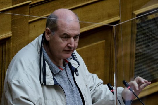 Ν. Φίλης: Η κυβέρνηση προσπαθεί να κρύψει ότι έχει αυξήσει τους φόρους 18%