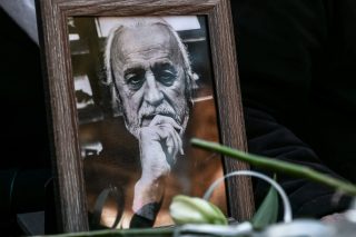 Με την κιθάρα του Νότη