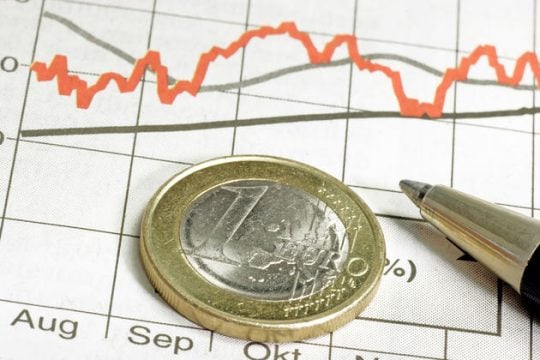 Σήμα επιβράδυνσης της οικονομίας