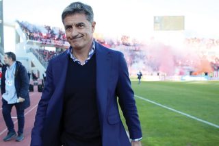 Ο Σουάζο κερδίζει την κούρσα