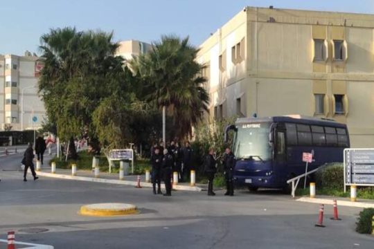 Κυβέρνηση που φοβάται τους πολίτες