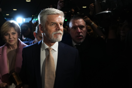 «Κληρώνει» απόψε για νέο πρόεδρο στην Τσεχία
