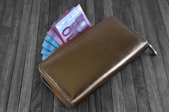 Περήφανη, αθάνατη εργατιά