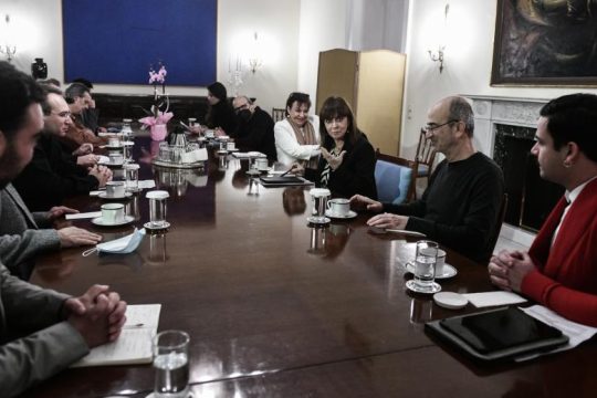 «Νίπτει τας χείρας της» η Πρόεδρος της Δημοκρατίας για το προεδρικό διάταγμα!