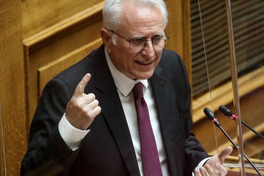 Σοβαρή αποκάλυψη Ραγκούση: Μολυσμένο και κινητό πολίτη από παραποιημένο SMS του emvolio.gr
