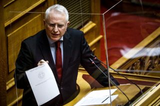 Βολές κατά Βορίδη στη Βουλή για τον Γκλίξμπουργκ