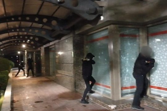 Επίθεση «Ρουβίκωνα» σε εισπρακτική εταιρεία στη Νέα Σμύρνη
