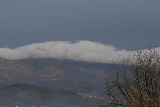 Επιδείνωση του καιρού με βροχές και χιόνια μέχρι την Τετάρτη