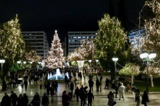 Πόσο θα πληρώσουν οι Αθηναίοι για τα στολίδια;