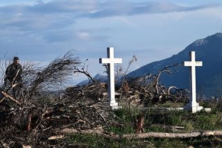 Γαλάζιες παρουσίες στην εξόδιο ακολουθία