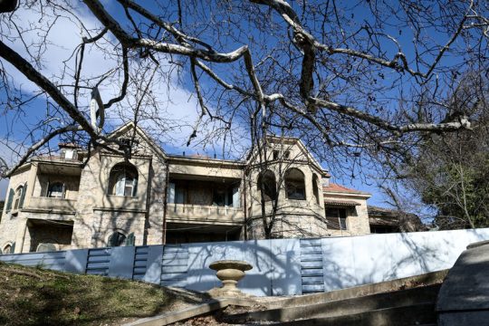 Το Τατόι όταν κλείνουν οι κάμερες