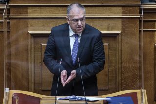 Αντιστρέφει την πραγματικότητα η κυβέρνηση για την Greek Mafia