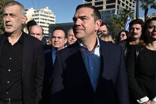 «Περισσότερο φως» το μήνυμα του Αλ.Τσίπρα