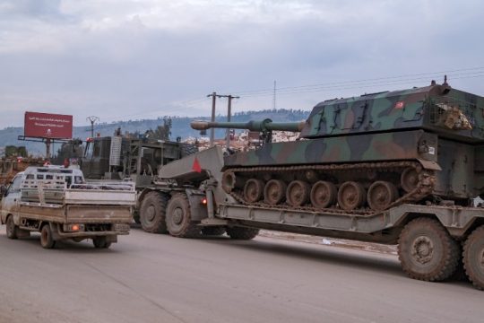 Προσπάθεια αποκλιμάκωσης για Τουρκία-Συρία, επίκειται συνάντηση των υπ. Εξωτερικών