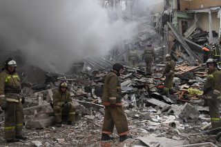 Το Κρεμλίνο επιμένει στην πυρηνική απειλή