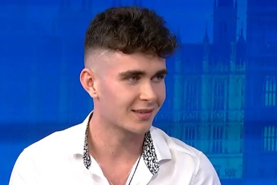 Με τον 16χρονο Β. Βερνίκο η Ελλάδα στη Eurovision