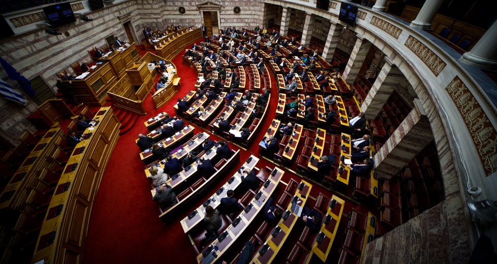 Ανεβάζουν τους τόνους κατά ΣΥΡΙΖΑ για να σκεπάσουν το σκάνδαλο