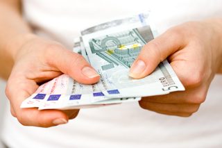 300 ευρώ το κίνητρο ενεργοποίησης μακροχρόνια ανέργων