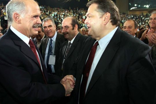 «Πραξικόπημα» στο ΠΑΣΟΚ