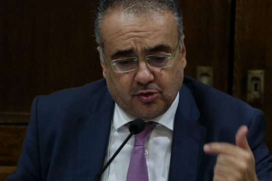«Δικαιοσύνη δύο ταχυτήτων» για funds και δανειολήπτες