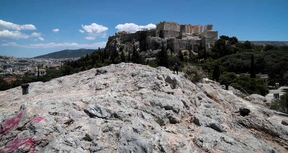 Να βάλουμε τους δικαστικούς κλητήρες στον πάγο