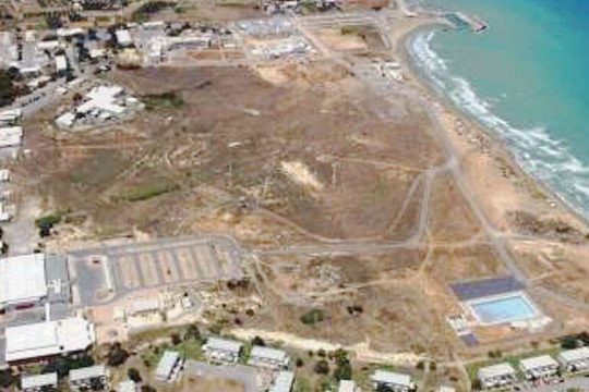 Υπογράφηκε η παραχώρηση του ακινήτου της πρώην αμερικανικής βάσης στις Γούρνες
