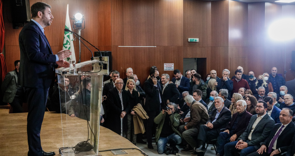 «Δεν παριστάνουμε, ούτε είμαστε ουδέτεροι»