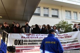 Εντός φιέστα, εκτός οργή κι επί τα αυτά η κοροϊδία