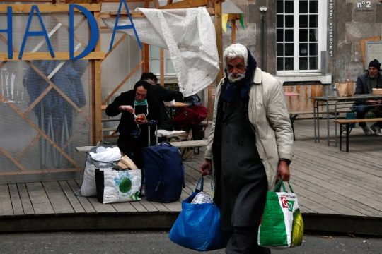 Υπερδιπλασιάστηκαν οι άστεγοι στη Γαλλία την τελευταία δεκαετία
