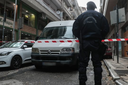 Πυροβολισμοί και ξύλο στα Λαδάδικα τη νύχτα