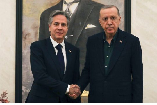 Συνάντηση… στο πόδι για Μπλίνκεν-Ερντογάν και παζάρι για τα F-16