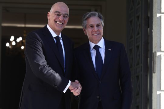 Δένδιας-Μπλίνκεν κήρυξαν την έναρξη του 4ου γύρου Στρατηγικού Διαλόγου Ελλάδος-ΗΠΑ